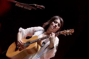 Carmen Consoli Feat. Marina Rei  On Stage At The Sherwood Festival