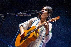 Carmen Consoli Feat. Marina Rei  On Stage At The Sherwood Festival