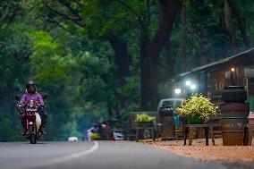 Daily Life In Kurunegala, Sri Lanka