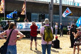 Anti Weapon Delivery Demonstration In Duesseldorf