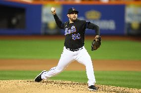 St. Louis Cardinals v New York Mets