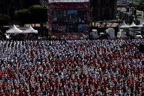 30,000 Participants Take Part During Massive Boxing Class