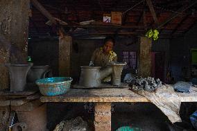 Pottery Industry In Sri Lanka