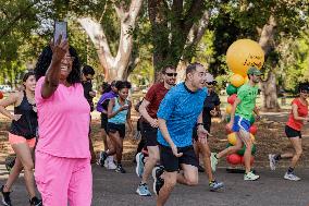 Inaugural Juneteenth Jubilee 2.5mi Run/Walk At William Land Park In Sacramento California U.S. - June 17, 2003.