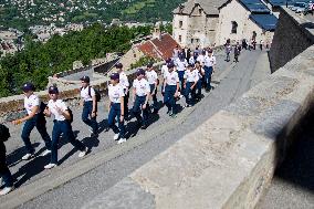 UNS Youth Participate In June 18 Commemoration - Briancon