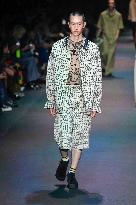 MFW - Etro Runway