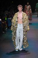 MFW - Etro Runway