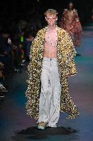 MFW - Etro Runway