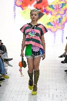 MFW - Simon Crackers Runway