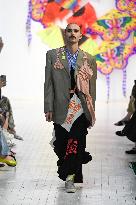 MFW - Simon Crackers Runway