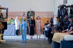 Queen Letizia And Queen Rania Visits A School - Madrid