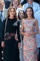 Queen Letizia And Queen Rania Visits A School - Madrid