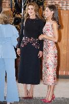 Queen Rania And Queen Letizia Visit Heraitge Restoration Workshop - Madrid