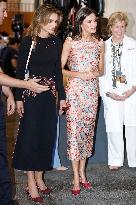 Queen Rania And Queen Letizia Visit Heraitge Restoration Workshop - Madrid