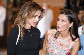 Queen Rania And Queen Letizia Visit Heraitge Restoration Workshop - Madrid