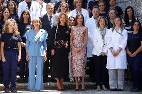 Queen Rania And Queen Letizia Visit Heraitge Restoration Workshop - Madrid