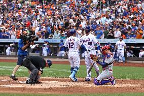 St. Louis Cardinals v New York Mets