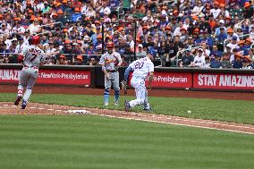 St. Louis Cardinals v New York Mets