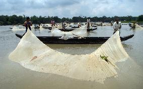 BANGLADESH-CHATTOGRAM-CARP-BREEDING