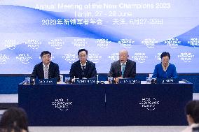 CHINA-BEIJING-SUMMER DAVOS-PRESS CONFERENCE (CN)