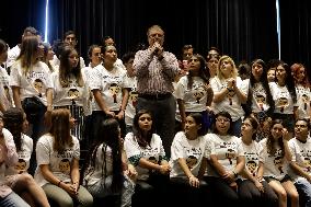 Marcelo Ebrard Starts A Campaign With A Meeting With Young People In Mexico