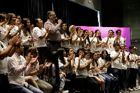 Marcelo Ebrard Starts A Campaign With A Meeting With Young People In Mexico