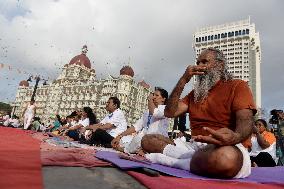 International Yoga Day In Mumbai