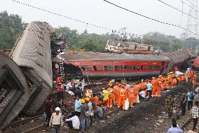 Balasore Train Accident Kills Hundreds - India