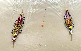 Chinese Celebrate Dragon Boat Festival