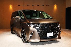 Toyota Motor Corporation's "Alphard" and "Vellfire" fully redesigned for the first time in 8 years
