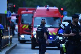 Huge Explosion Hits Building - Paris