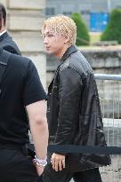 PFW - Givenchy Menswear Spring-Summer 2024 - Arrivals NB