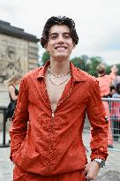 PFW - Givenchy Menswear Spring-Summer 2024 - Arrivals NB