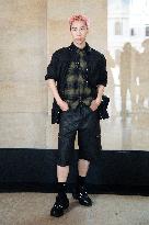 PFW Givenchy Photocall