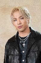 PFW Givenchy Photocall