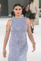 PFW - Jill Kortleve Models For AMI Alexandre Mattiussi