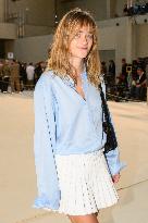 PFW - AMI Alexandre Mattiussi Front Row