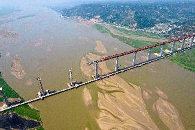 The Linyi Yellow River Bridge under construction in Yuncheng