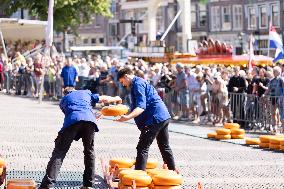 THE NETHERLANDS-ALKMAAR-CHEESE MARKET