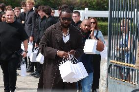 PFW - Dior Menswear Spring-Summer 2024 - Arrivals NB