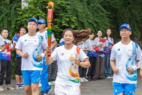 (SP)CHINA-CHONGQING-WORLD UNIVERSITY GAMES-TORCH RELAY(CN)