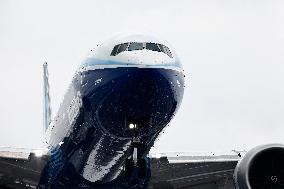 Aerial presentation at Paris Air Show