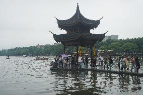 2023 Dragon Boat Festival Holiday Tourism