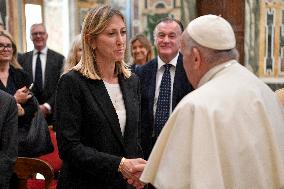 Pope Francis Receives Biagio Agnes Award Delegation - Vatican