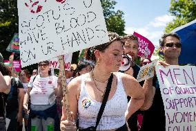 Women’s March Supreme Court protest on first anniversary of Dobbs v. JWHO