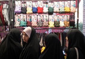 Iran-Fashion, Hijab And Chastity