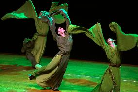 ROMANIA-BUCHAREST-CLASSICAL CHINESE DANCE