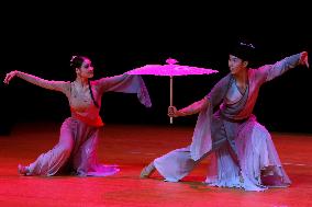 ROMANIA-BUCHAREST-CLASSICAL CHINESE DANCE