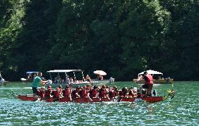 SWITZERLAND-EGLISAU-DRAGON BOAT RACE