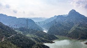 CHINA-GUIZHOU-BRIDGE-CONSTRUCTION (CN)